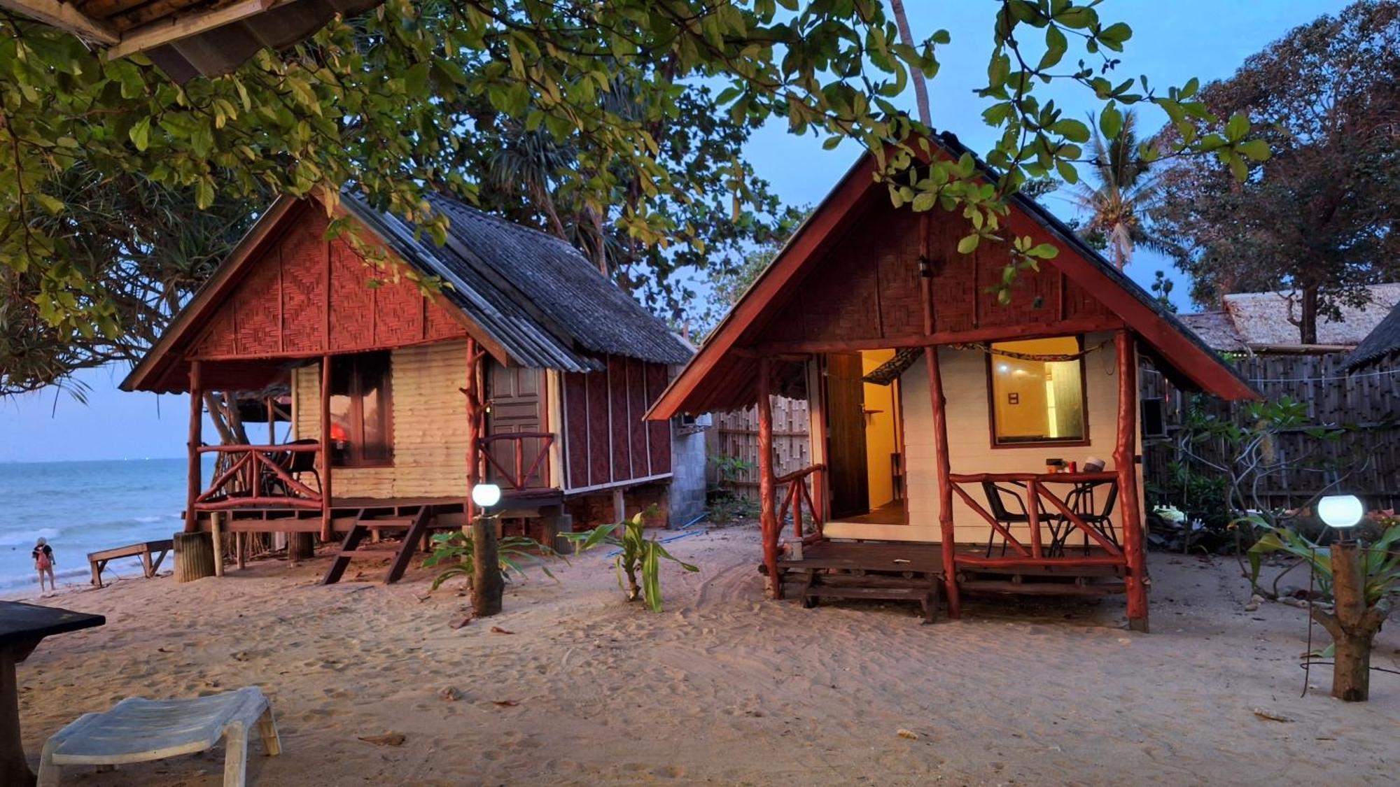 Breizh Cape Beach Bungalows Ko Lanta Exterior foto
